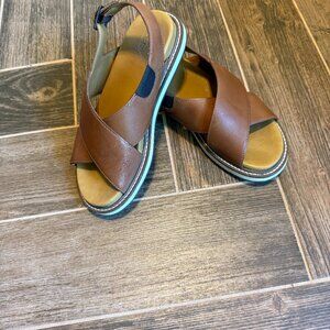KEEN Women's Leather Criss-Cross Platform Sandals - Size 7.5